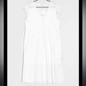 GAP White Eyelet Midi Dress